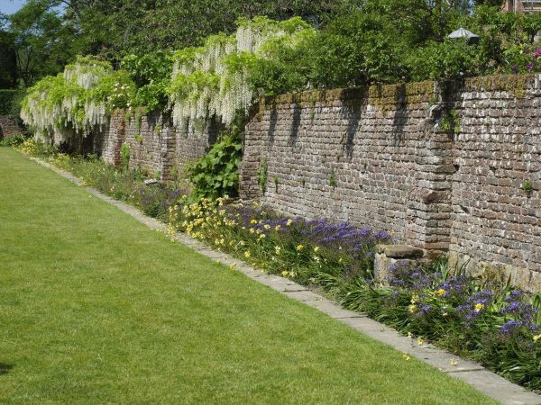 Rock Wall Installation in St Louis