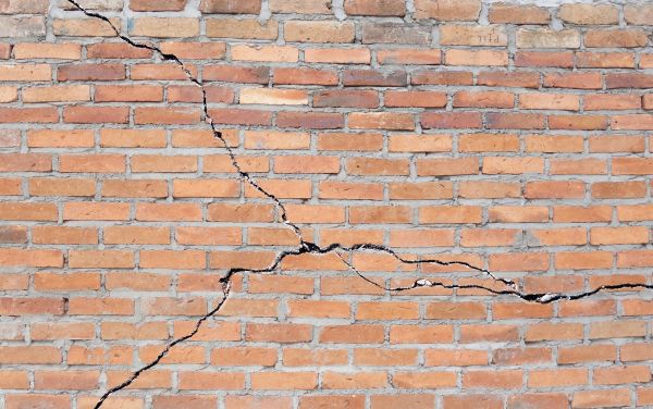 Cracked Brick Repair in St Louis